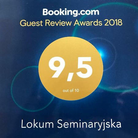 Lokum Seminaryjska Apartament Z Darmowym Parkingiem كيلتشي المظهر الخارجي الصورة