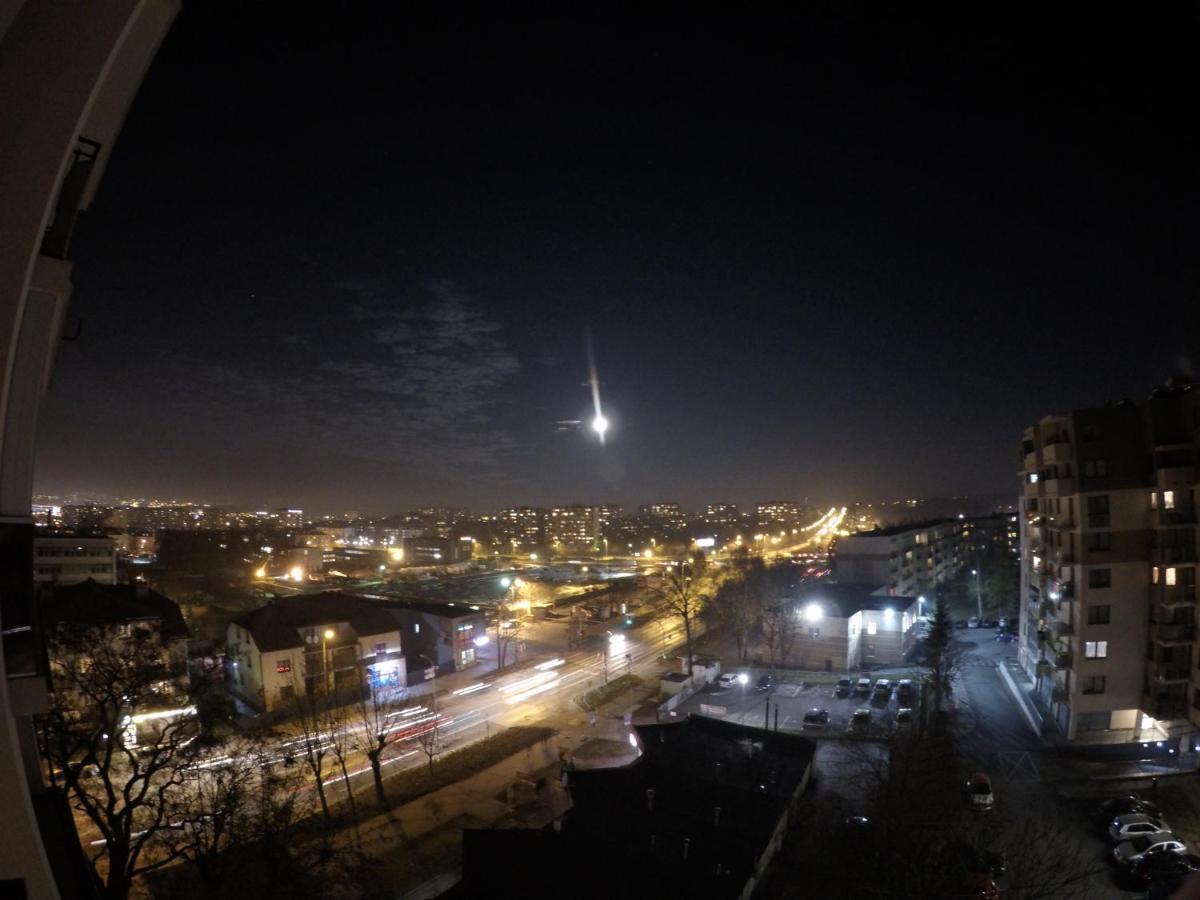 Lokum Seminaryjska Apartament Z Darmowym Parkingiem كيلتشي المظهر الخارجي الصورة
